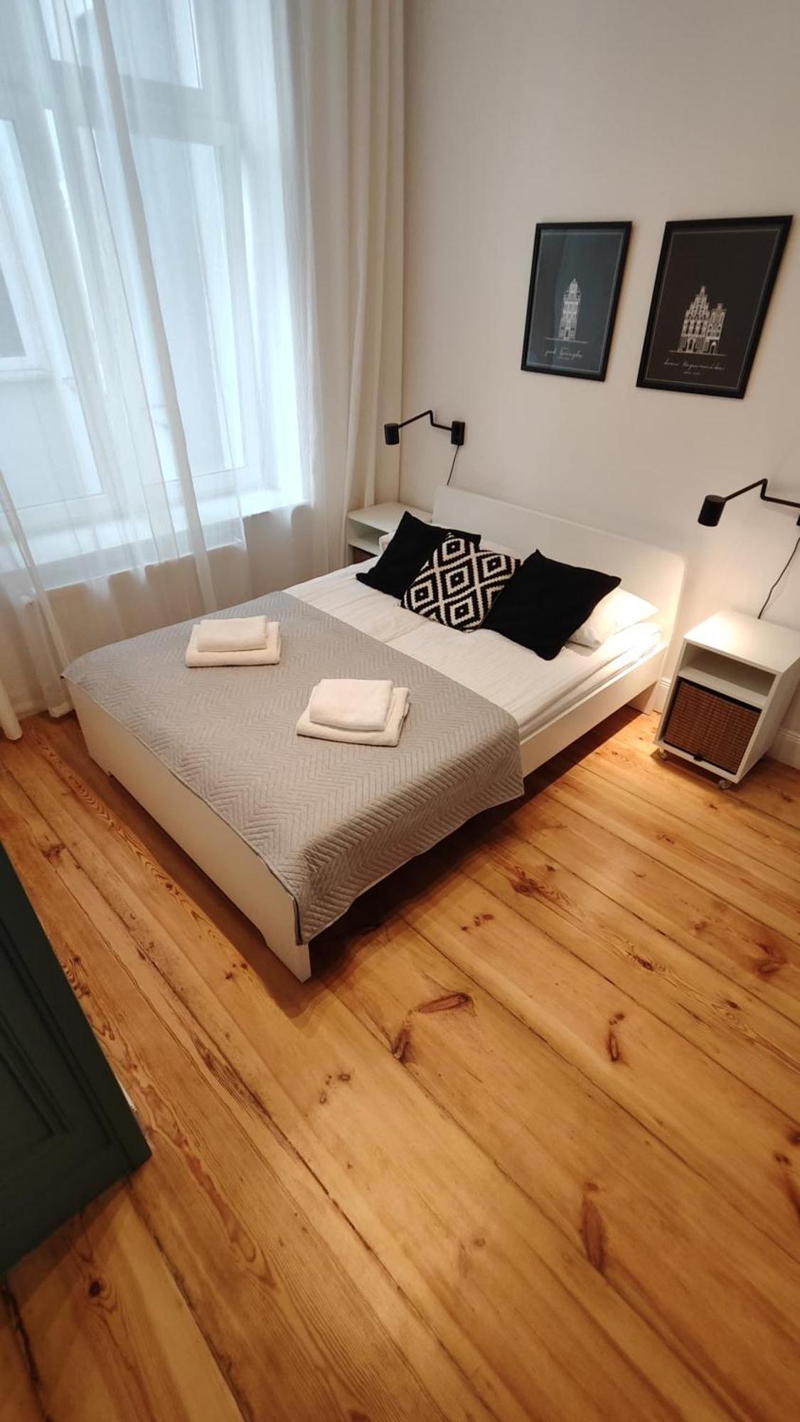 Chelminska 12 By Rentoom Apartment Torun